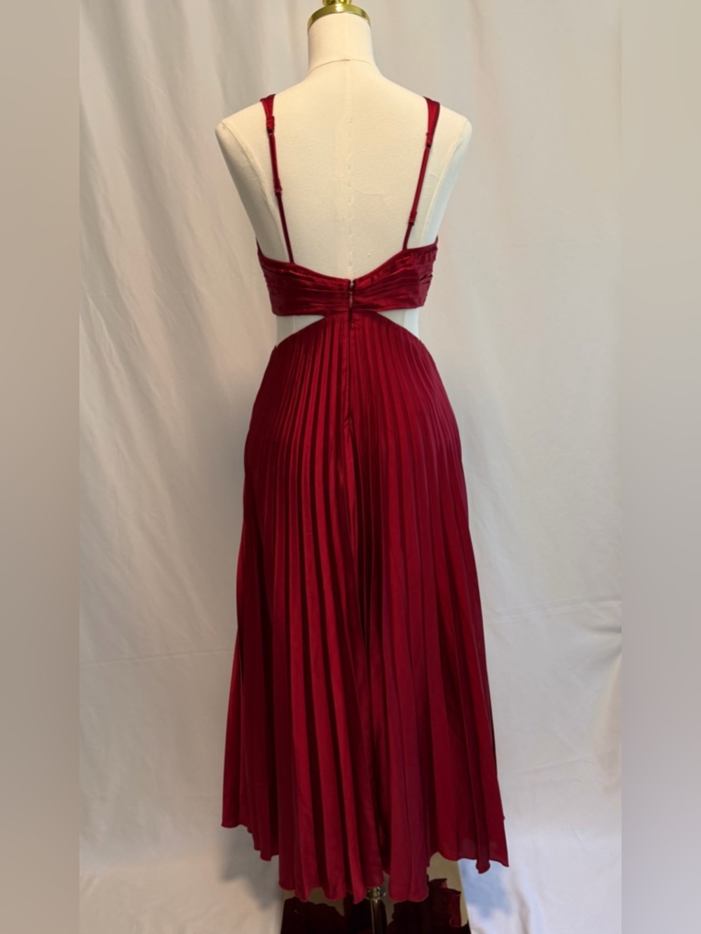 Abercrombie Giselle Red Maxi Dress Size S Cut Out Pleated Romantic Wedding Guest - Picture 3 of 7